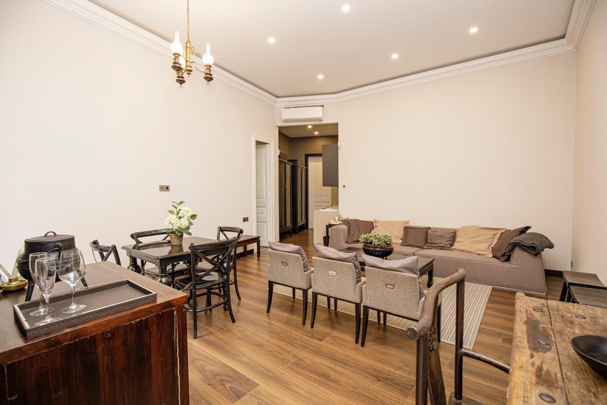 Beautiful Trendy Spacious Very Location Appartement *